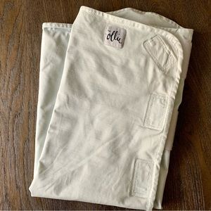 The Ollie Baby Swaddle